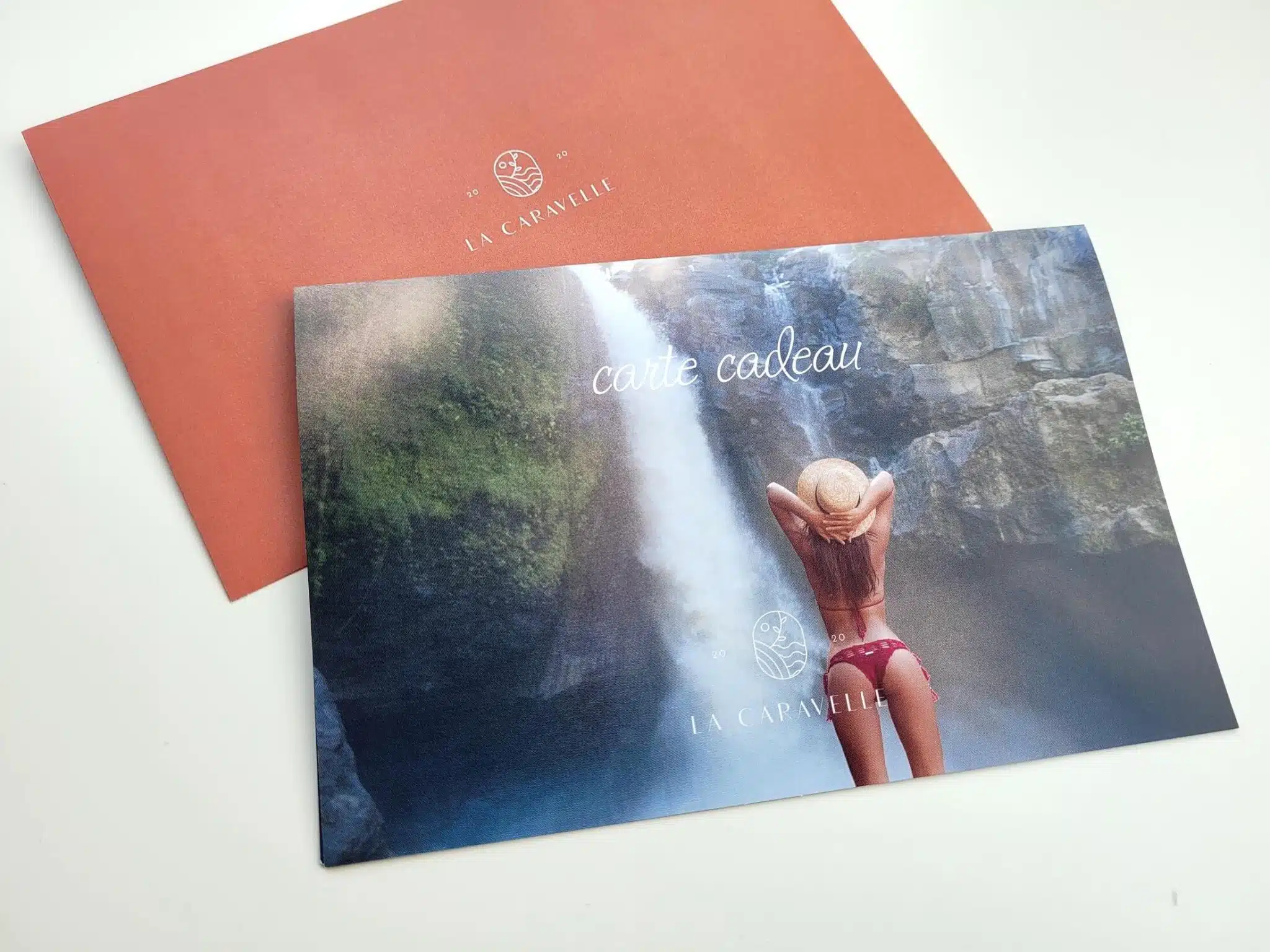 Notre carte cadeau, l'idée parfaite pour la Saint Valentin et Noël.